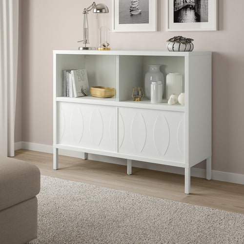 Cabinet with sliding doors