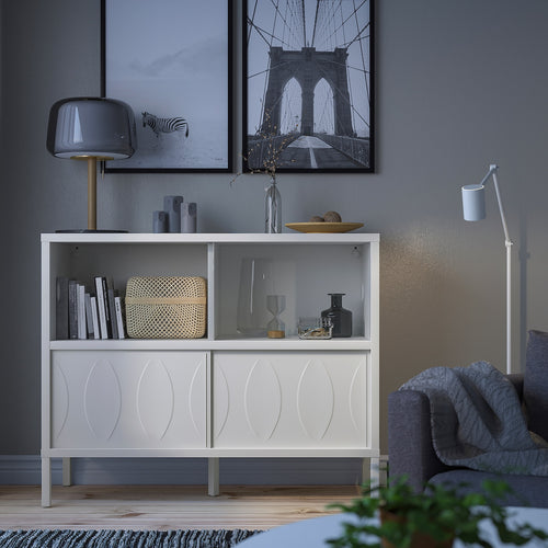 Cabinet with sliding doors
